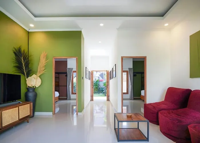 Muscle 2br , Echo Beach, Villa